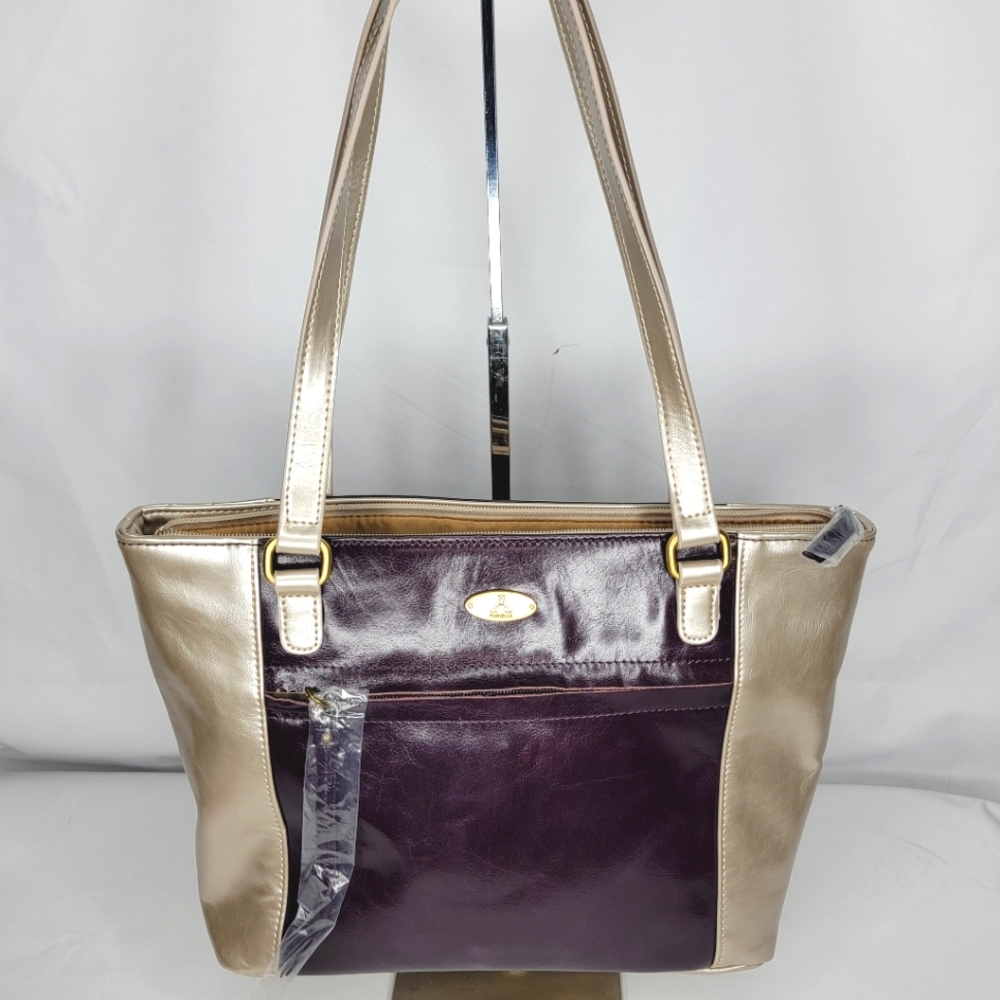 NWOT Aurielle Leather Handbag P18 - Picture 1 of 9